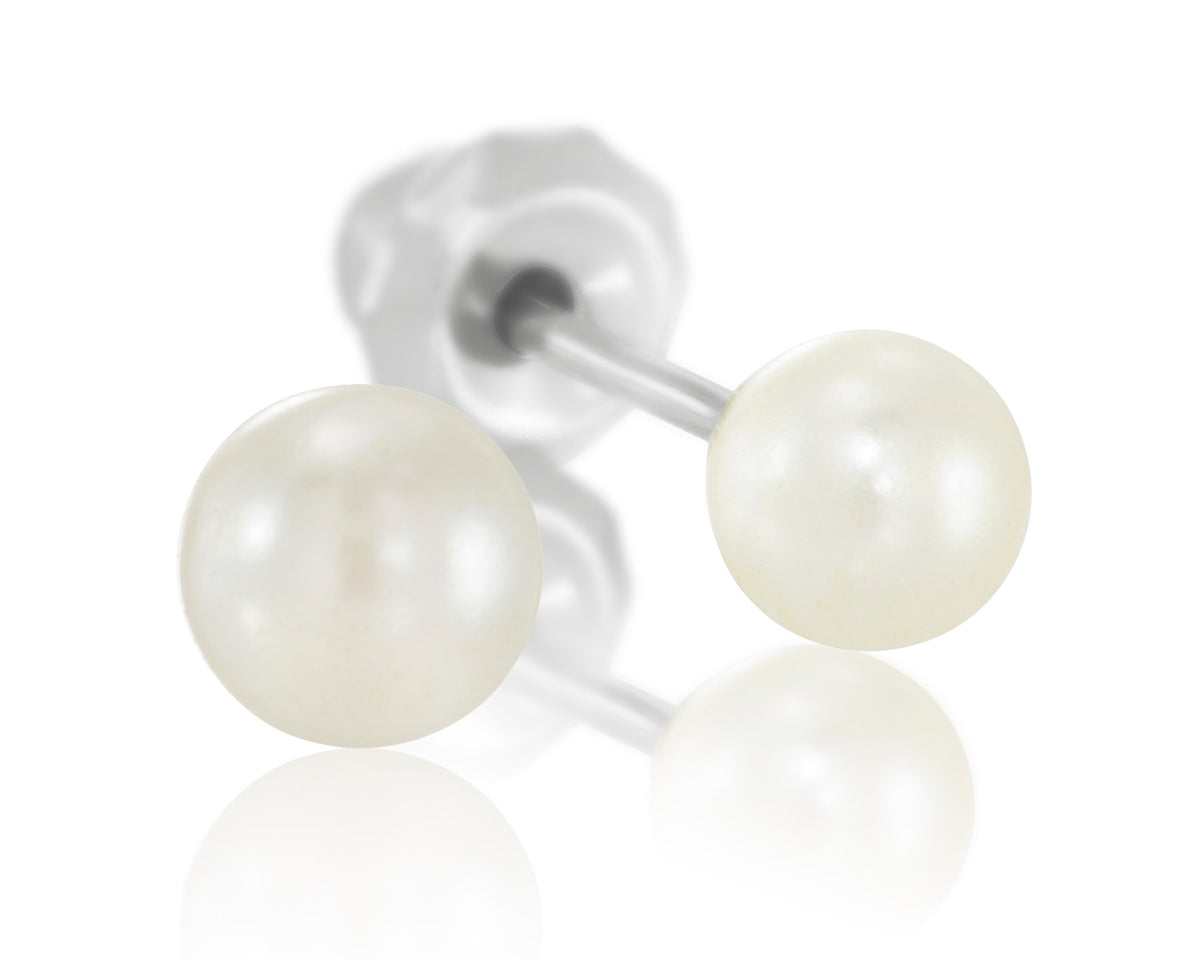 556C - 4mm Cream Pearl Titanium Earring Set